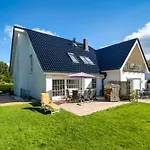 Feriehus Gaestehaus Nina 2, App 2, Rechts Scharbeutz